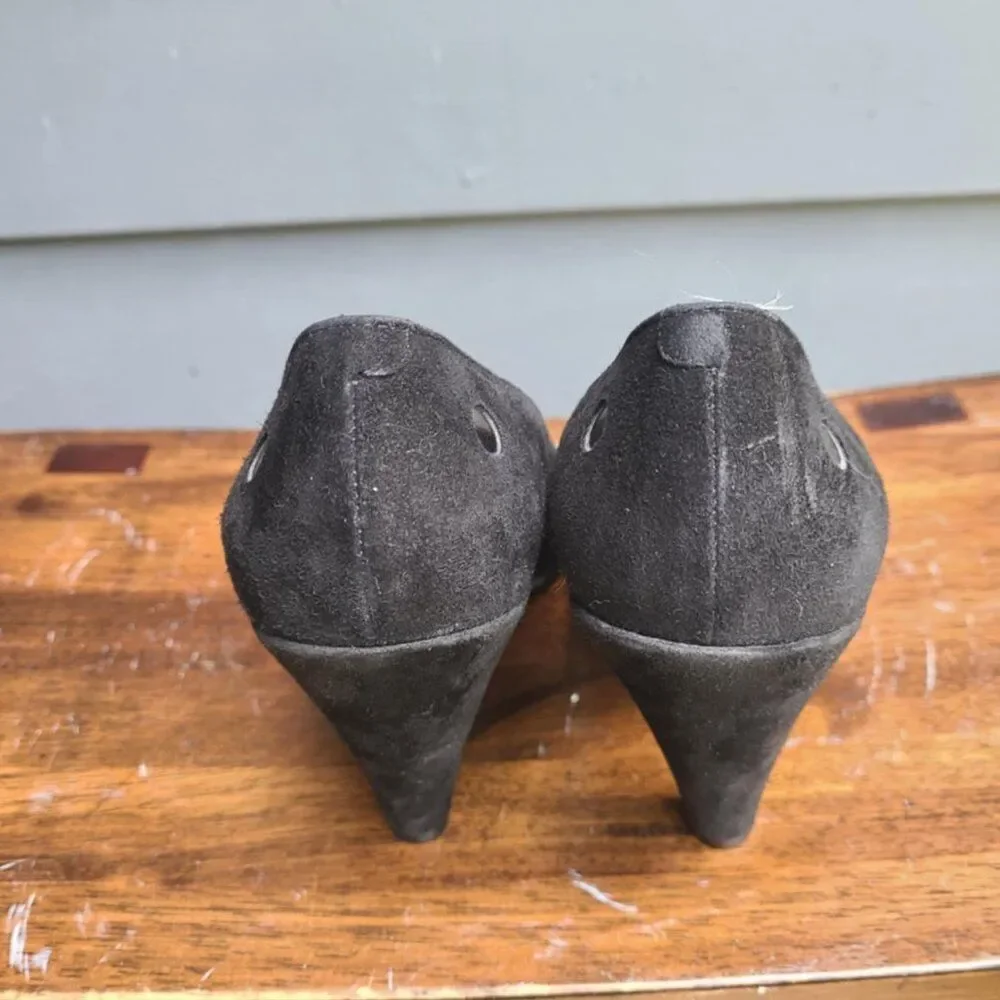 Marc by Marc Jacobs Black Dot Suede Heels size 37